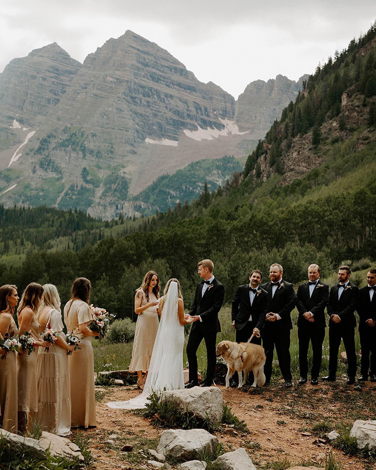 wedding ceremony in the mountains